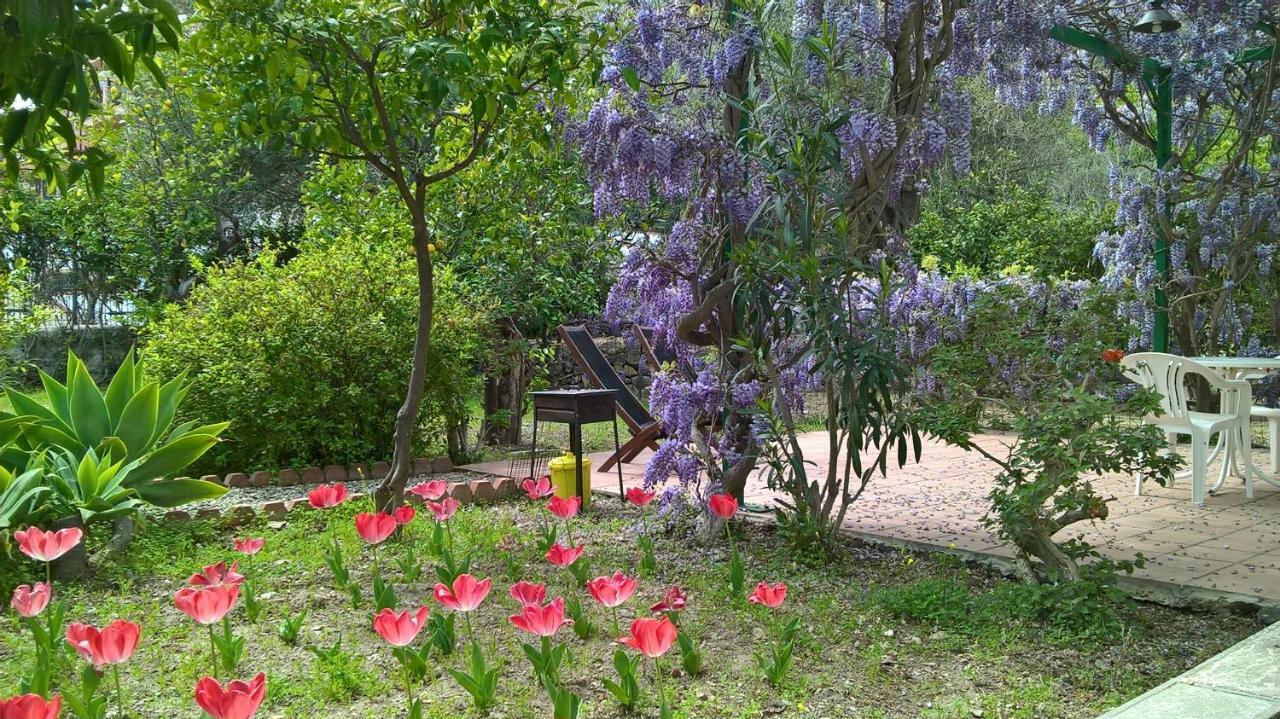 Seafront Apartments Garden House Taormina Exterior foto