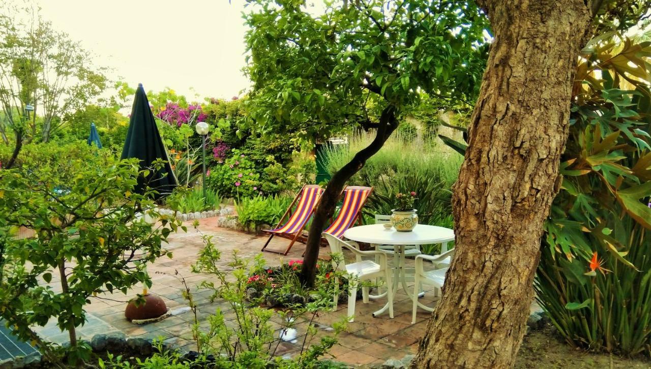 Seafront Apartments Garden House Taormina Exterior foto